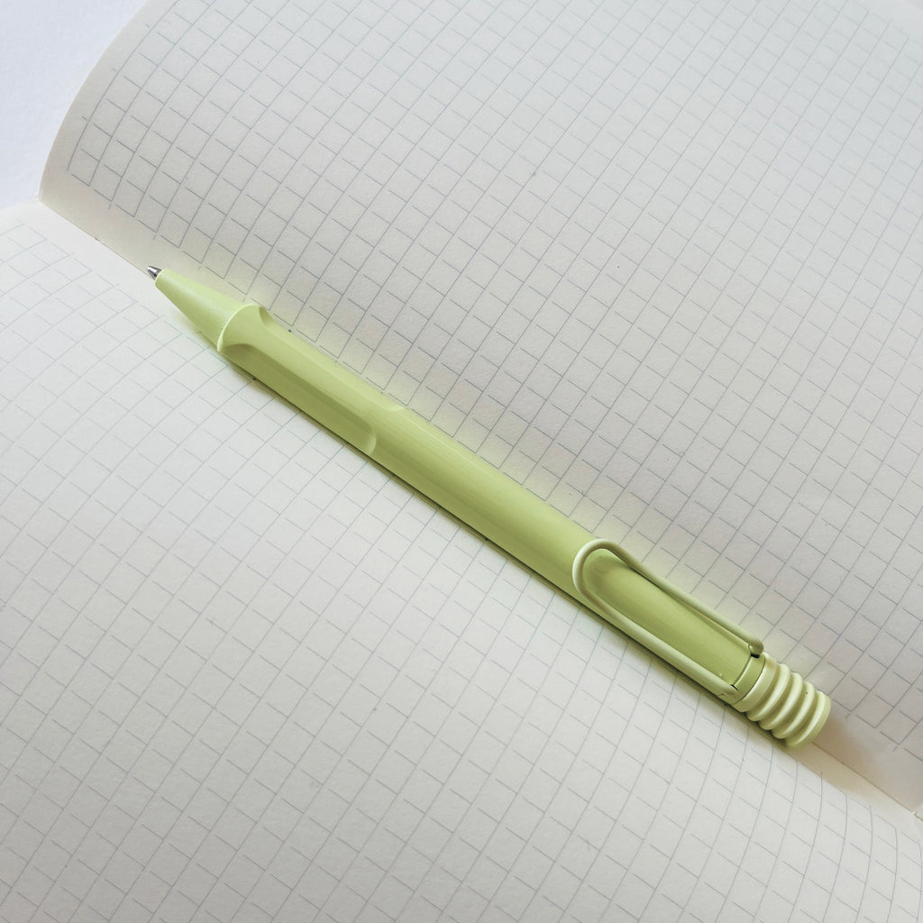 Lamy Safari Ballpoint Pen - Spring Green – niconeco zakkaya