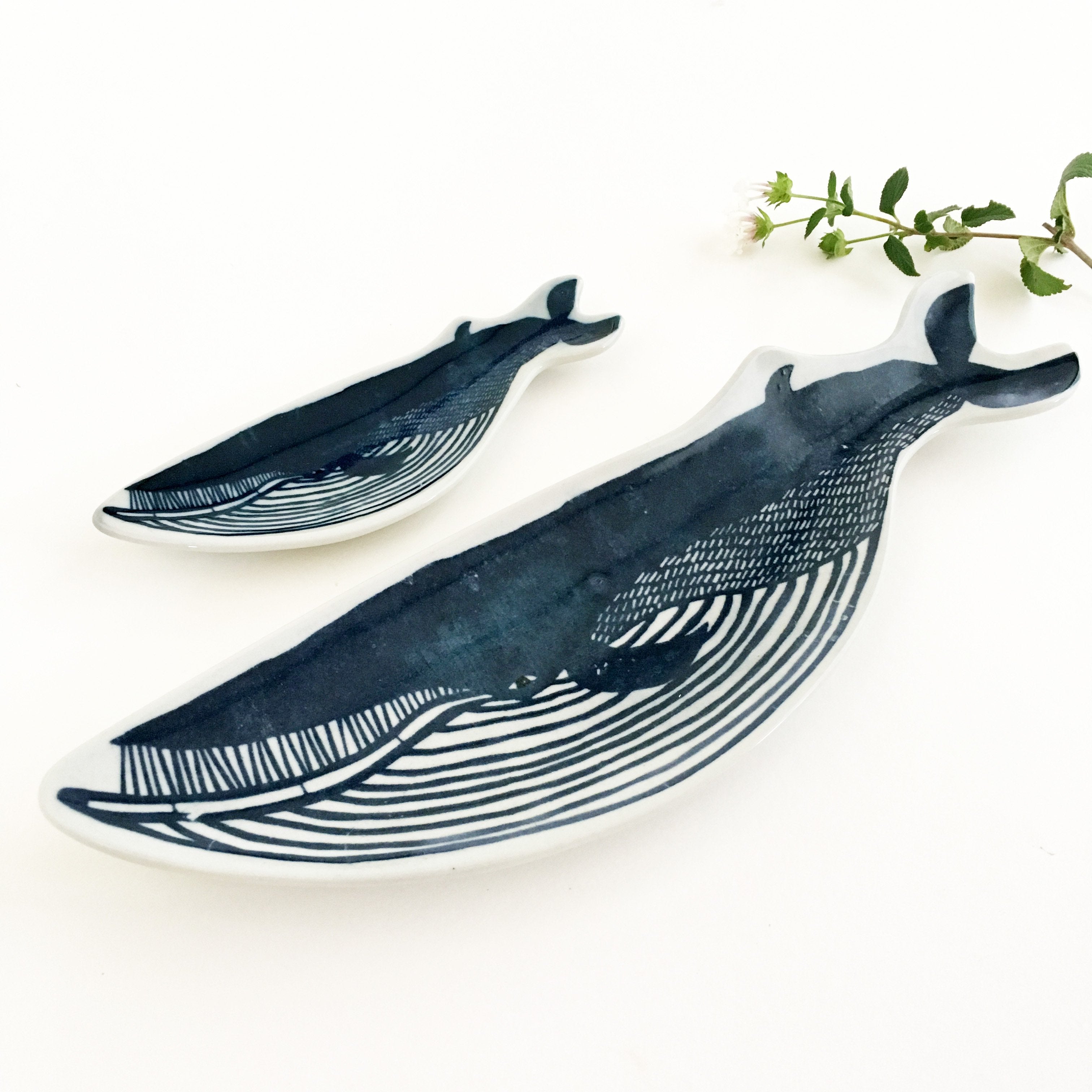 Classiky X KATA KATA Whale Ceramic Tray-niconeco zakkaya